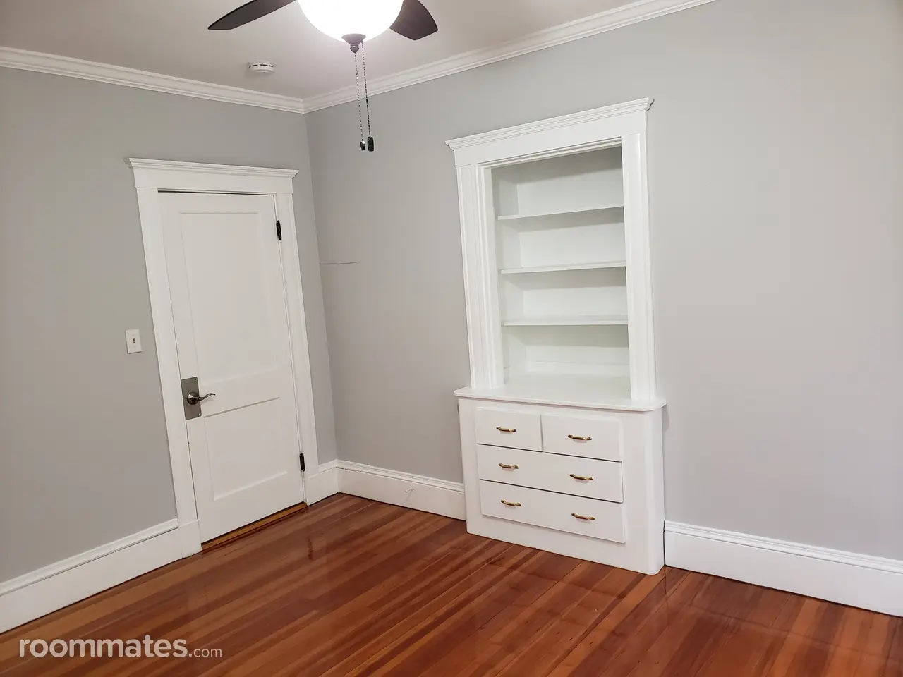 Profile photo 2 of 11