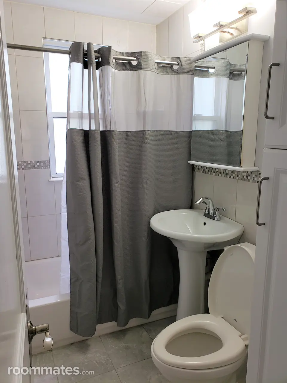 Profile photo 8 of 11