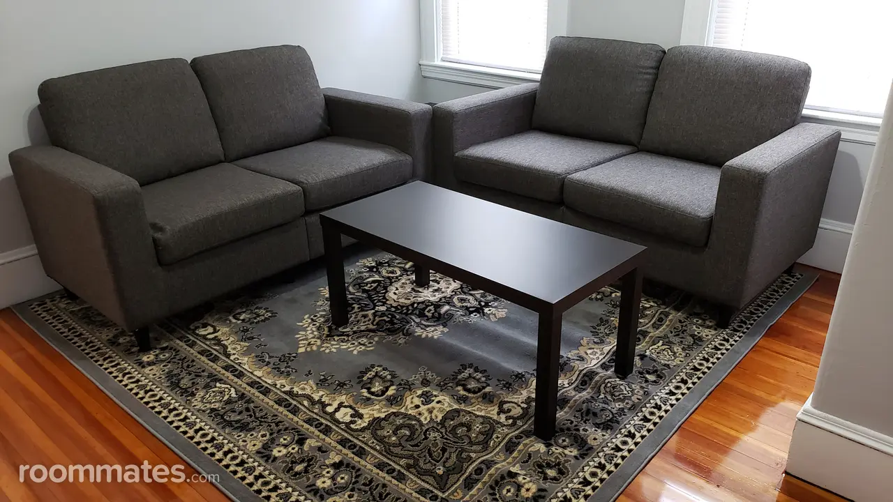 Profile photo 3 of 11