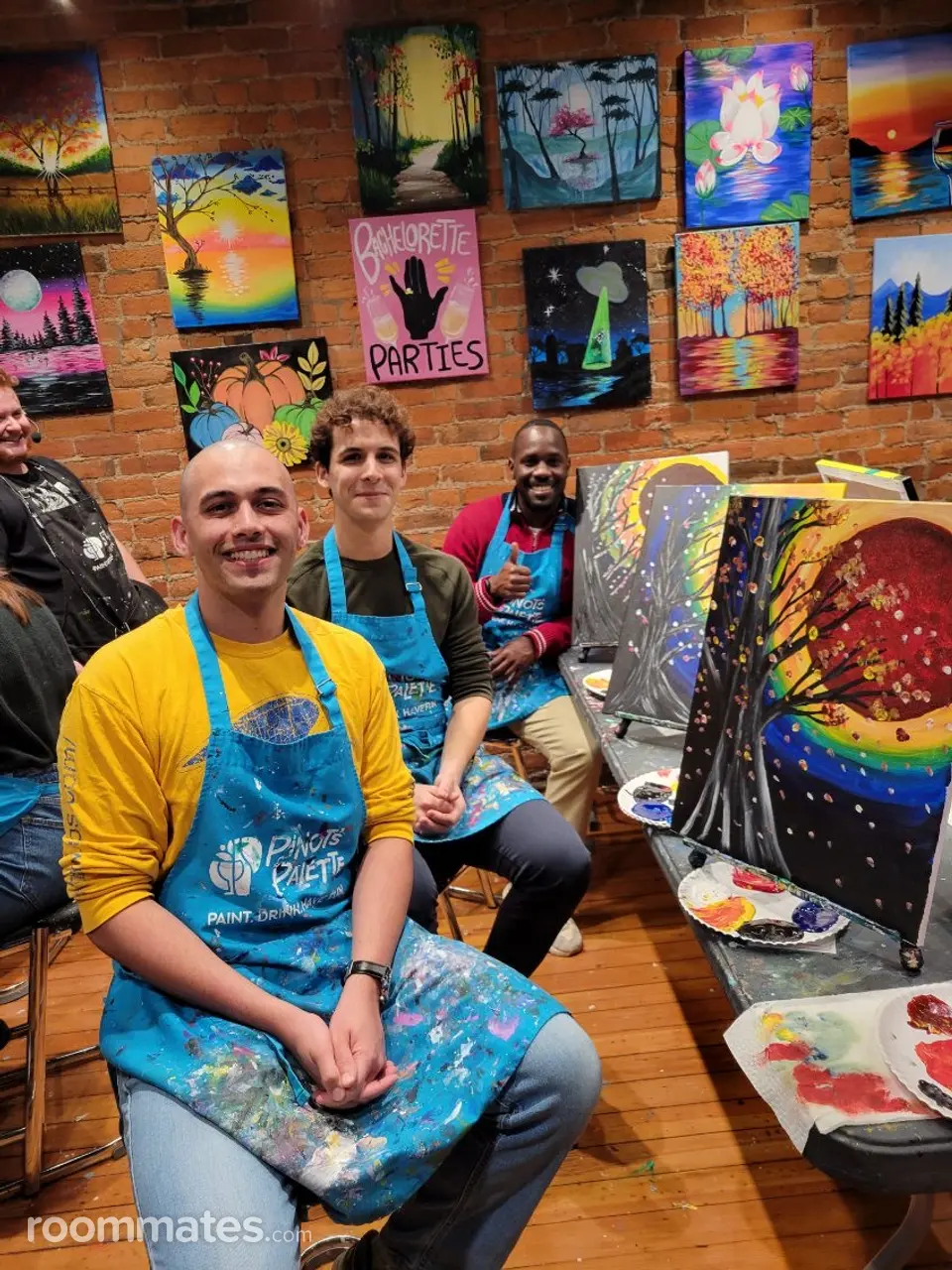 Profile photo 12 of 14