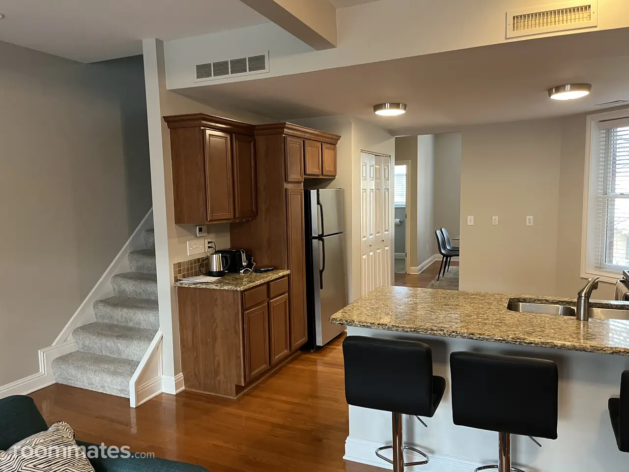 Profile photo 1 of 14