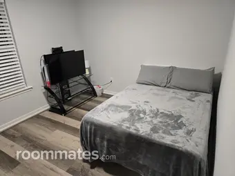 Room for rent in Lusby, MD $900, house