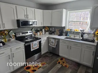 Room for rent in Lusby, MD $900, house