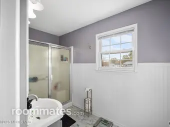 Room for rent in Holland, OH $600, house