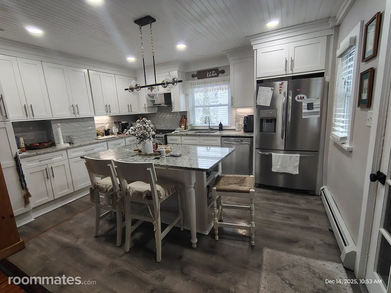 Profile photo 7 of 9