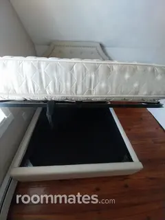 Room for rent in Cranston, RI $850, house