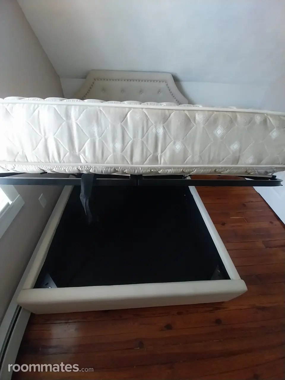 Profile photo 1 of 9