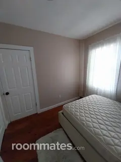Room for rent in Cranston, RI $850, house