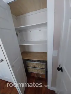 Room for rent in Cranston, RI $850, house