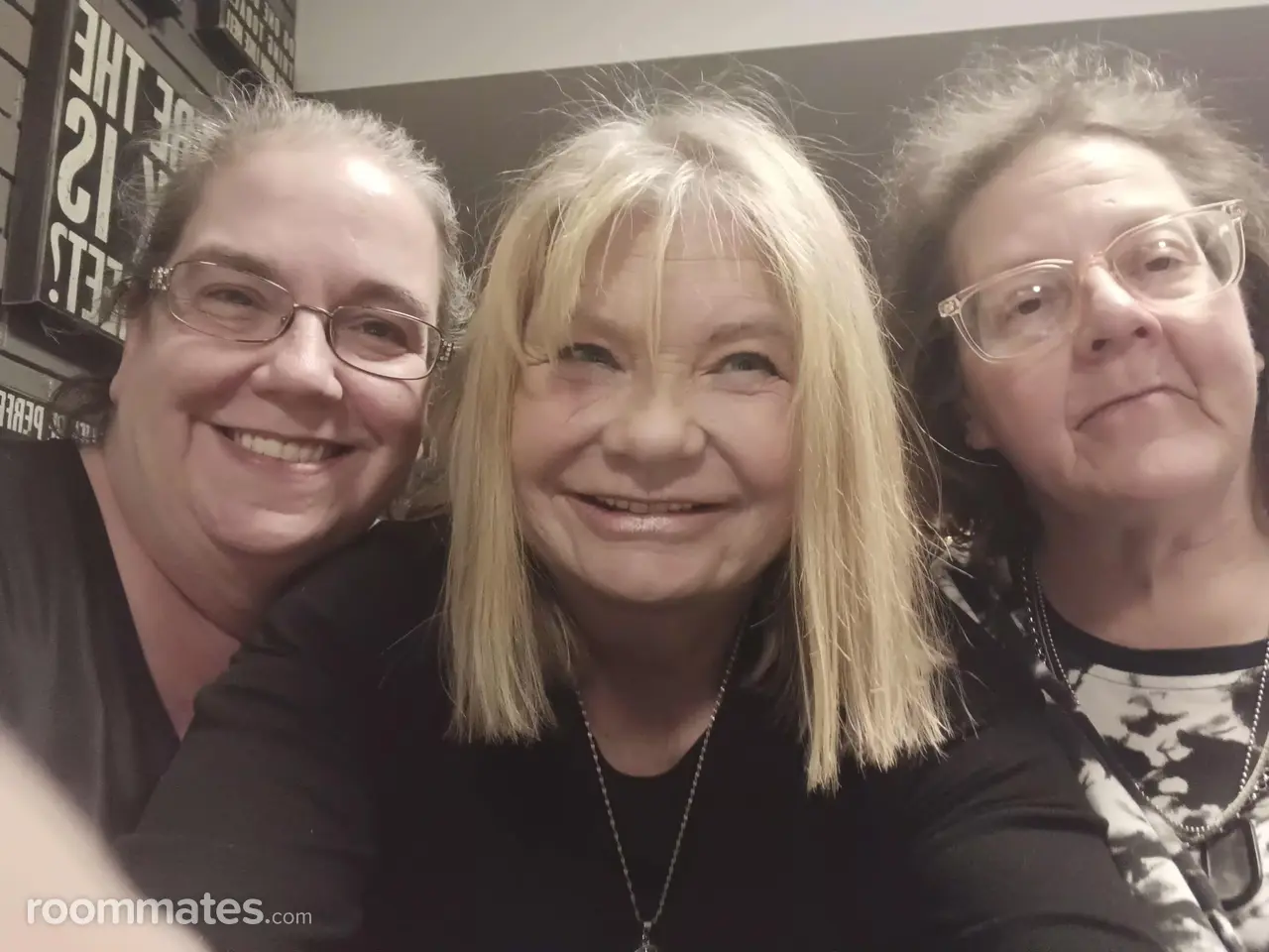 Profile photo 9 of 10