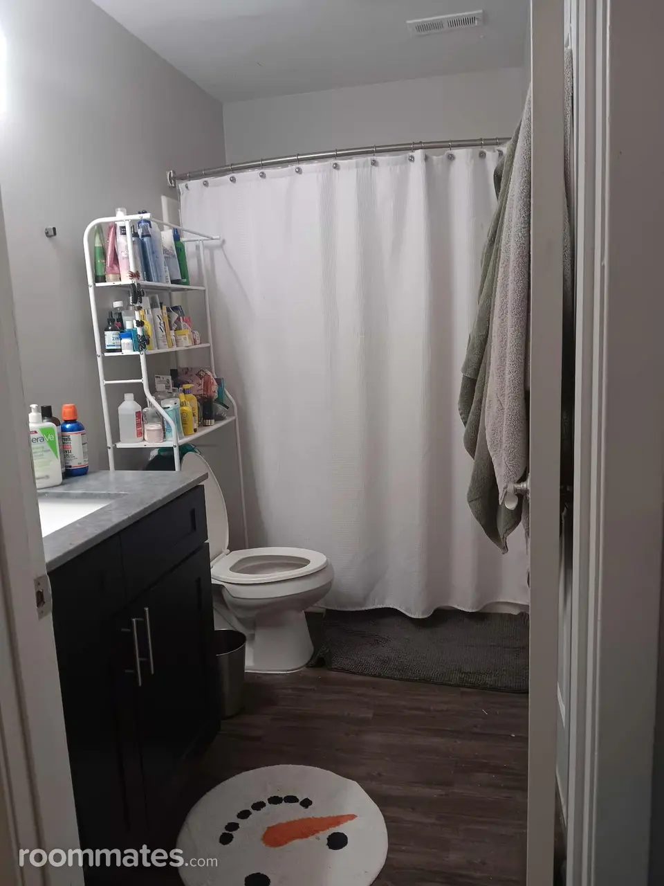 Profile photo 4 of 10