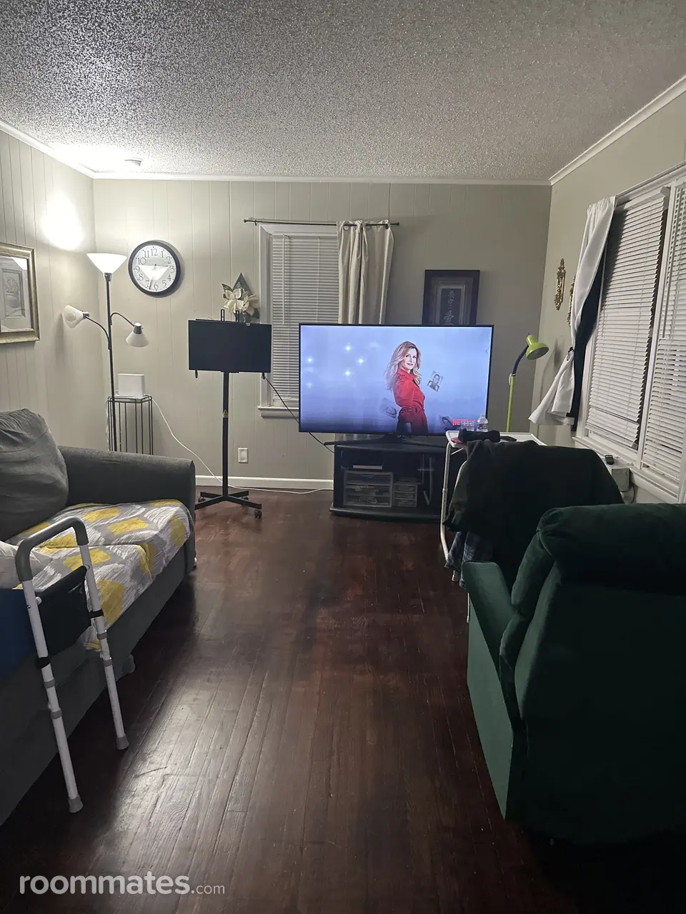 Profile photo 7 of 10