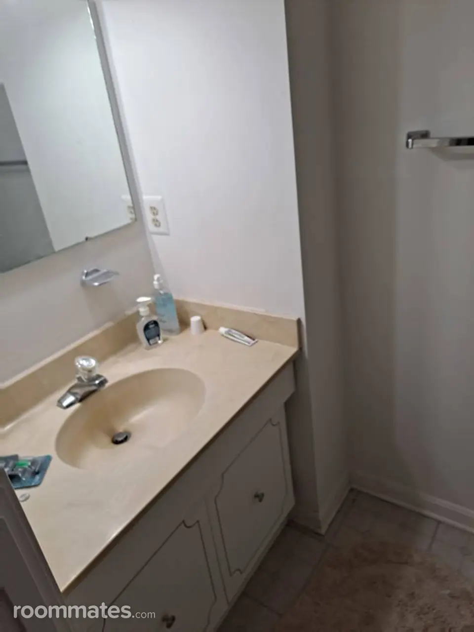 Profile photo 4 of 10