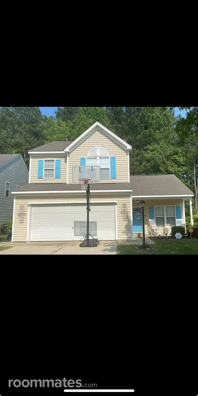 Profile photo 1 of 5