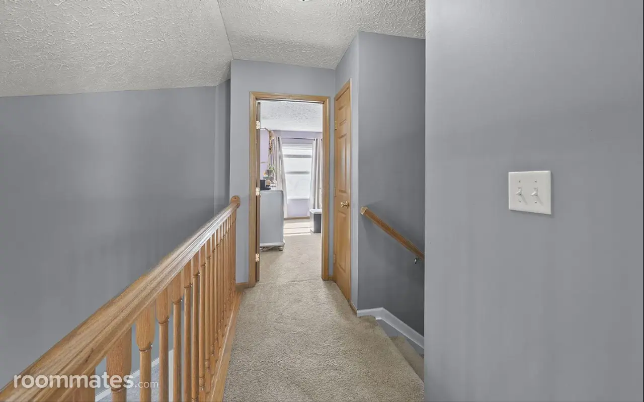 Profile photo 2 of 6