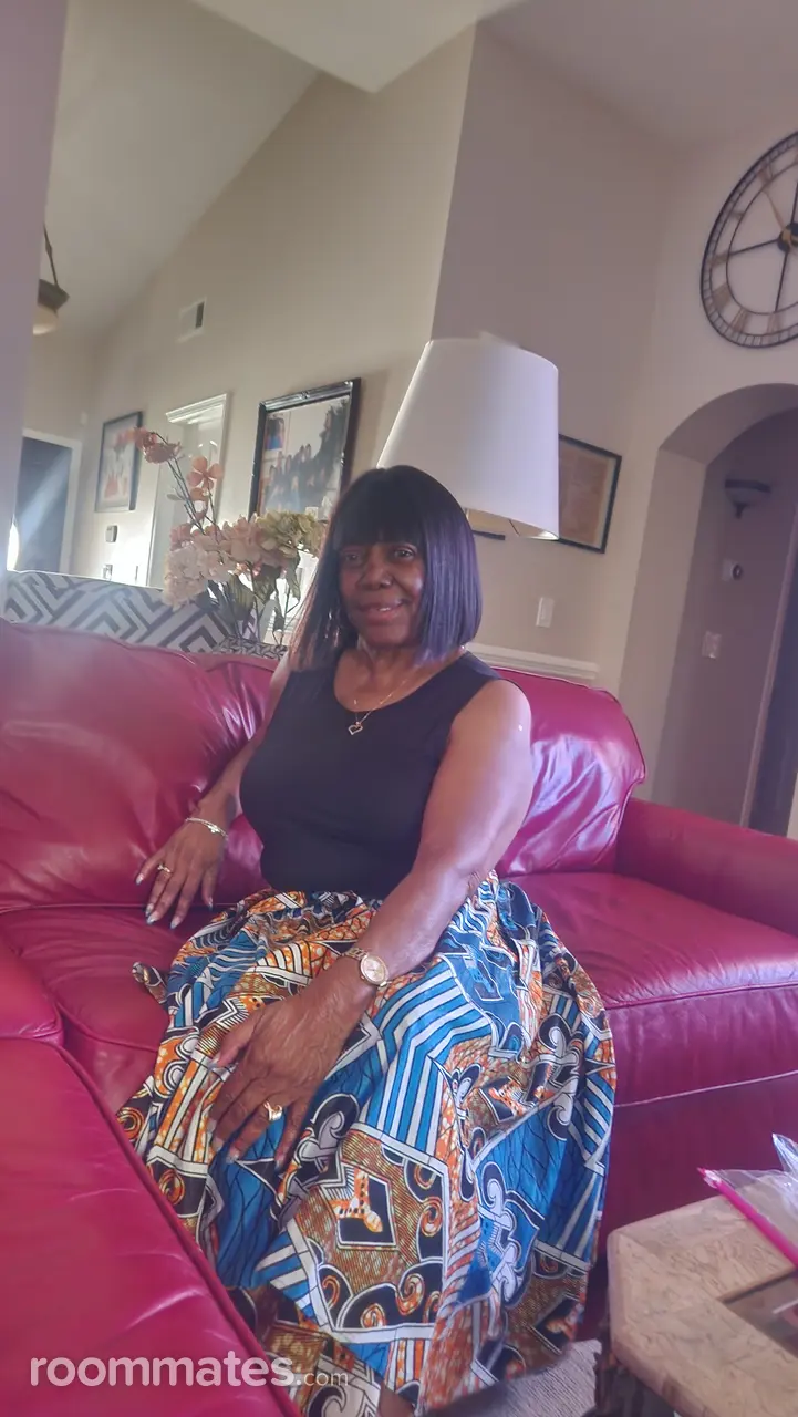 Profile photo 1 of 1