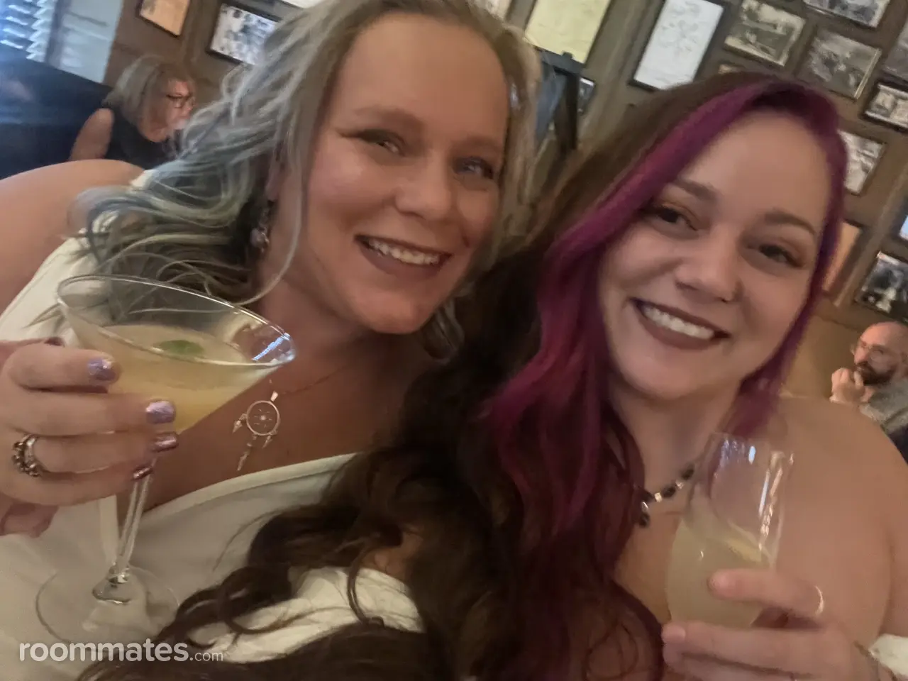 Profile photo 9 of 19