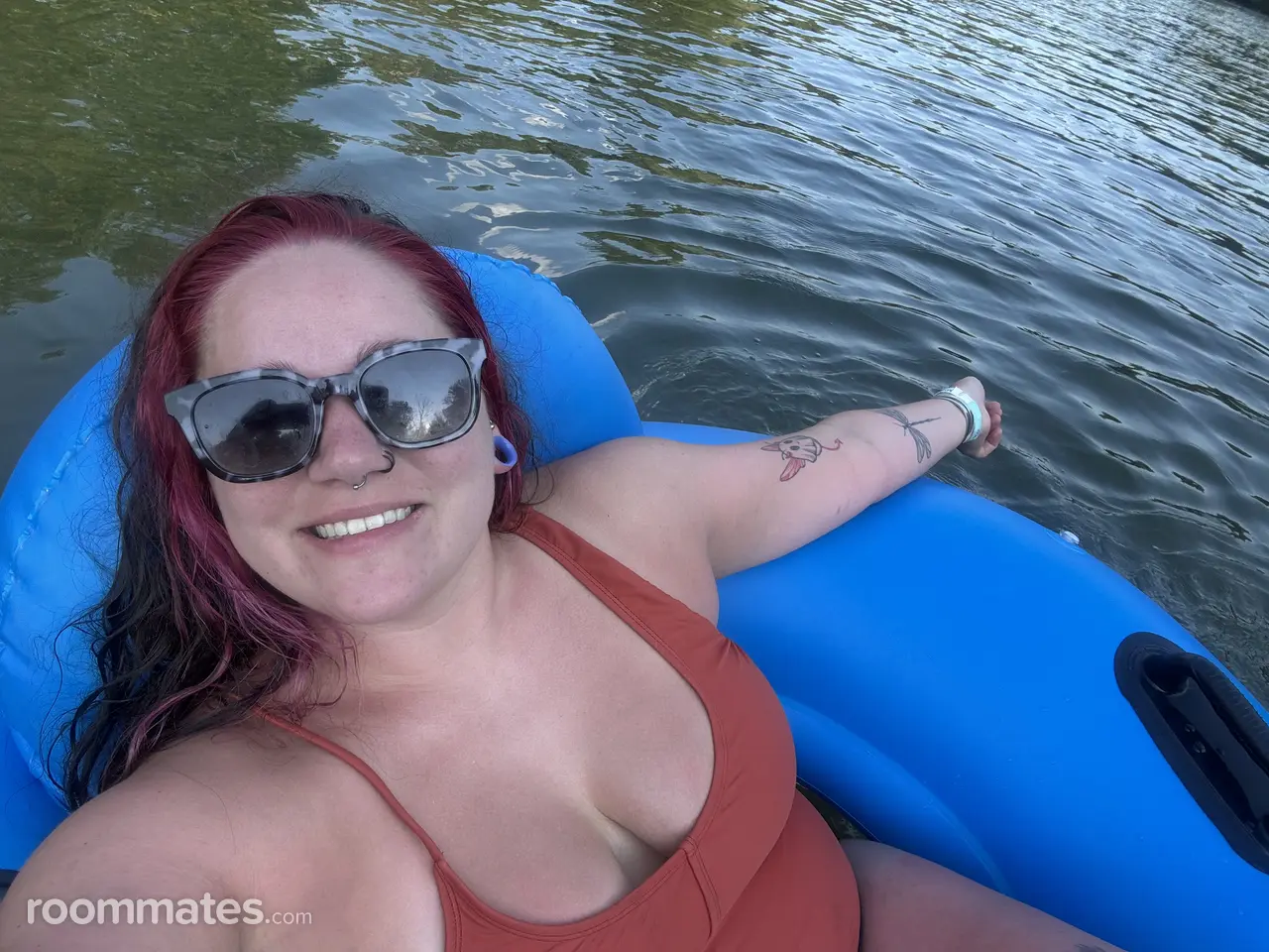 Profile photo 10 of 19