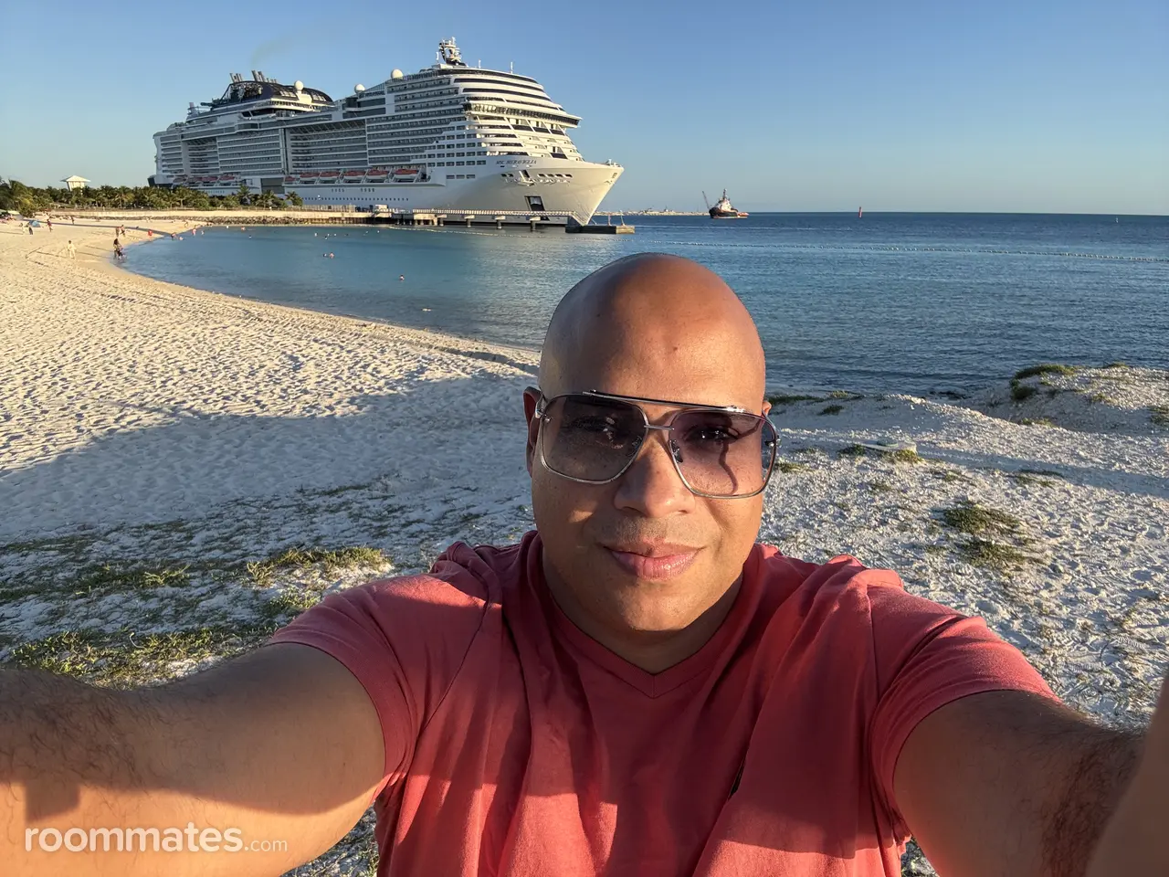 Profile photo 4 of 4