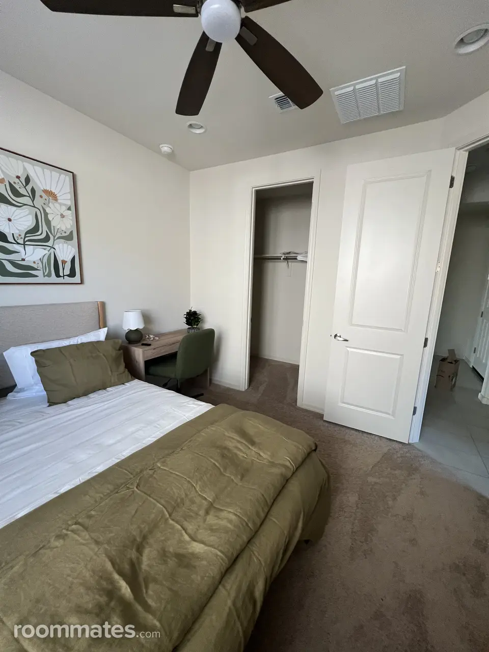 Profile photo 2 of 5