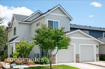 Room for rent in Vancouver, WA $980, townhouse