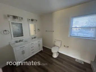 Room for rent in Hampton, VA $1000, house