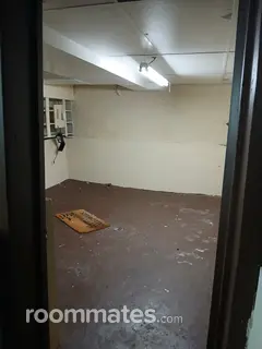 Room for rent in Campbell, OH $700, house