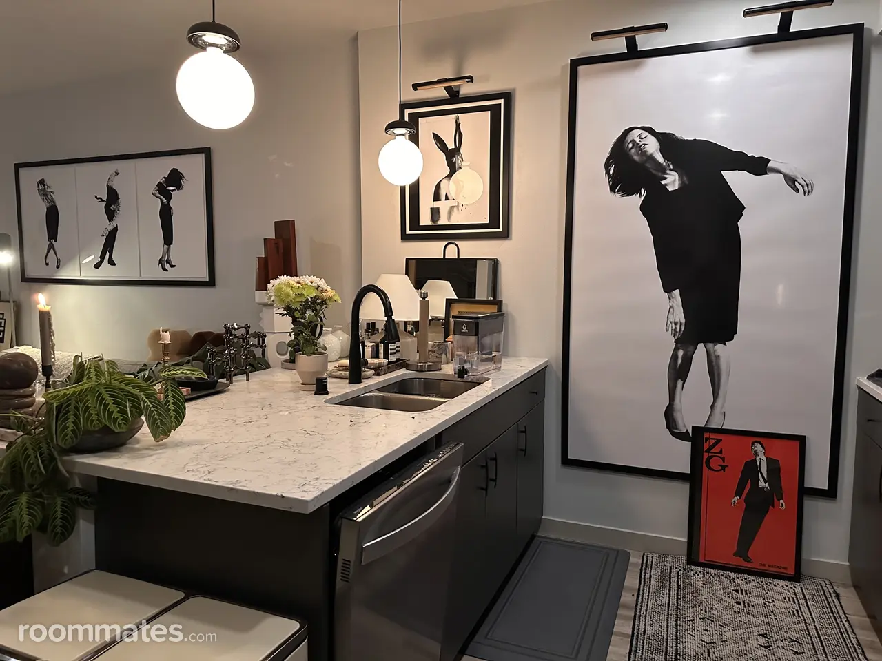 Profile photo 9 of 13