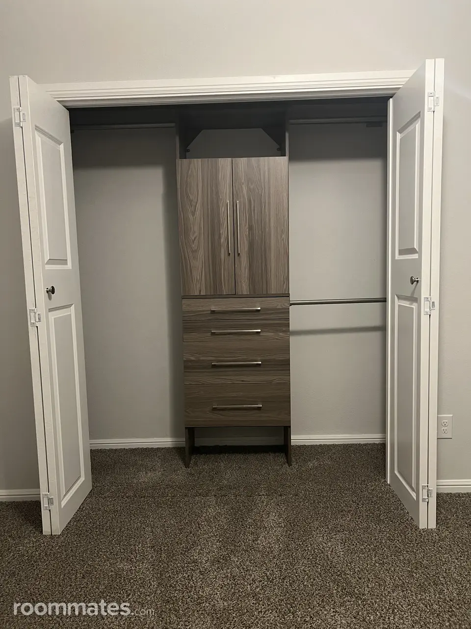 Profile photo 2 of 8