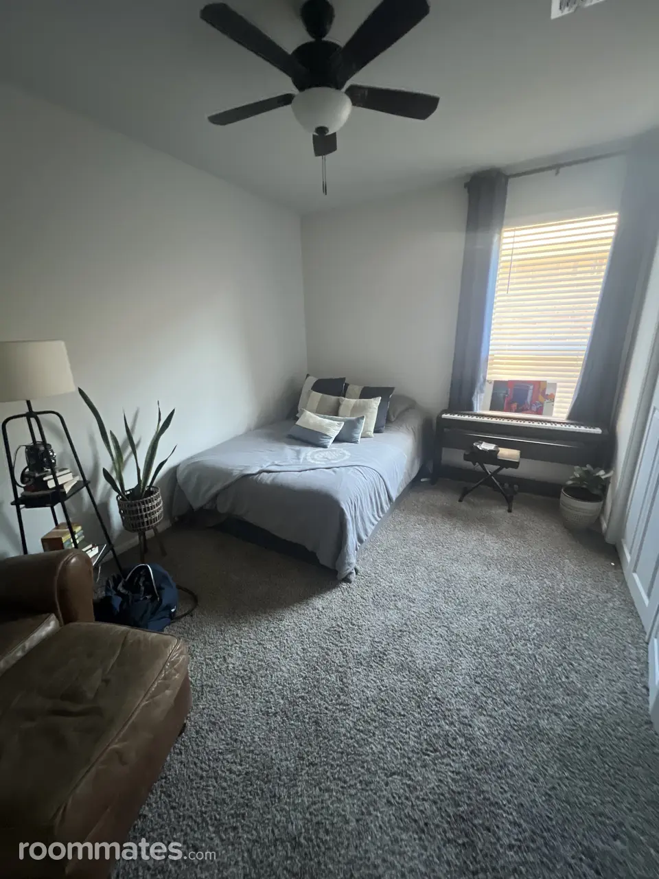 Profile photo 1 of 8