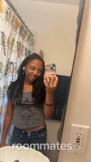 Roommate looking Milwaukee, WI, $700