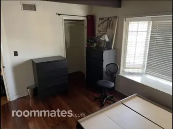 Room for rent in Thousand Oaks, CA $1100, house