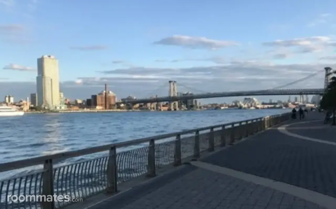 Profile photo 6 of 6