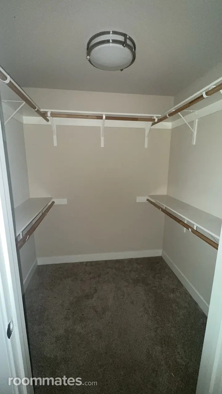 Profile photo 4 of 5