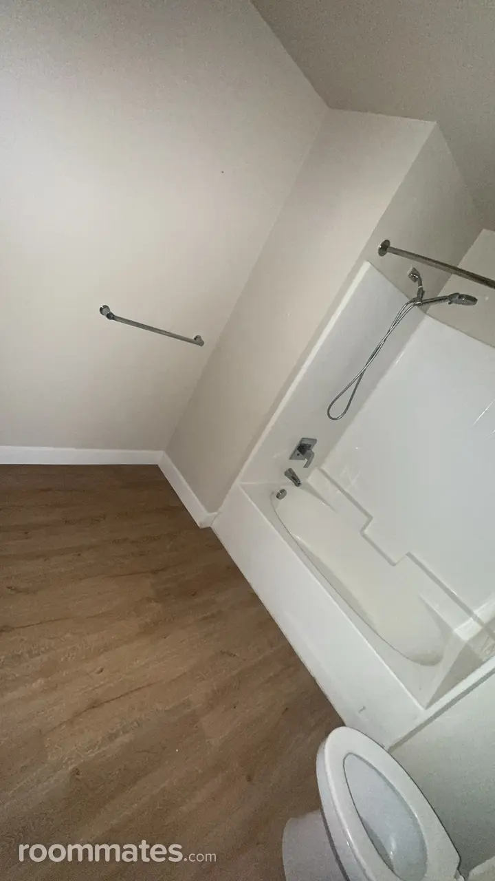 Profile photo 2 of 5