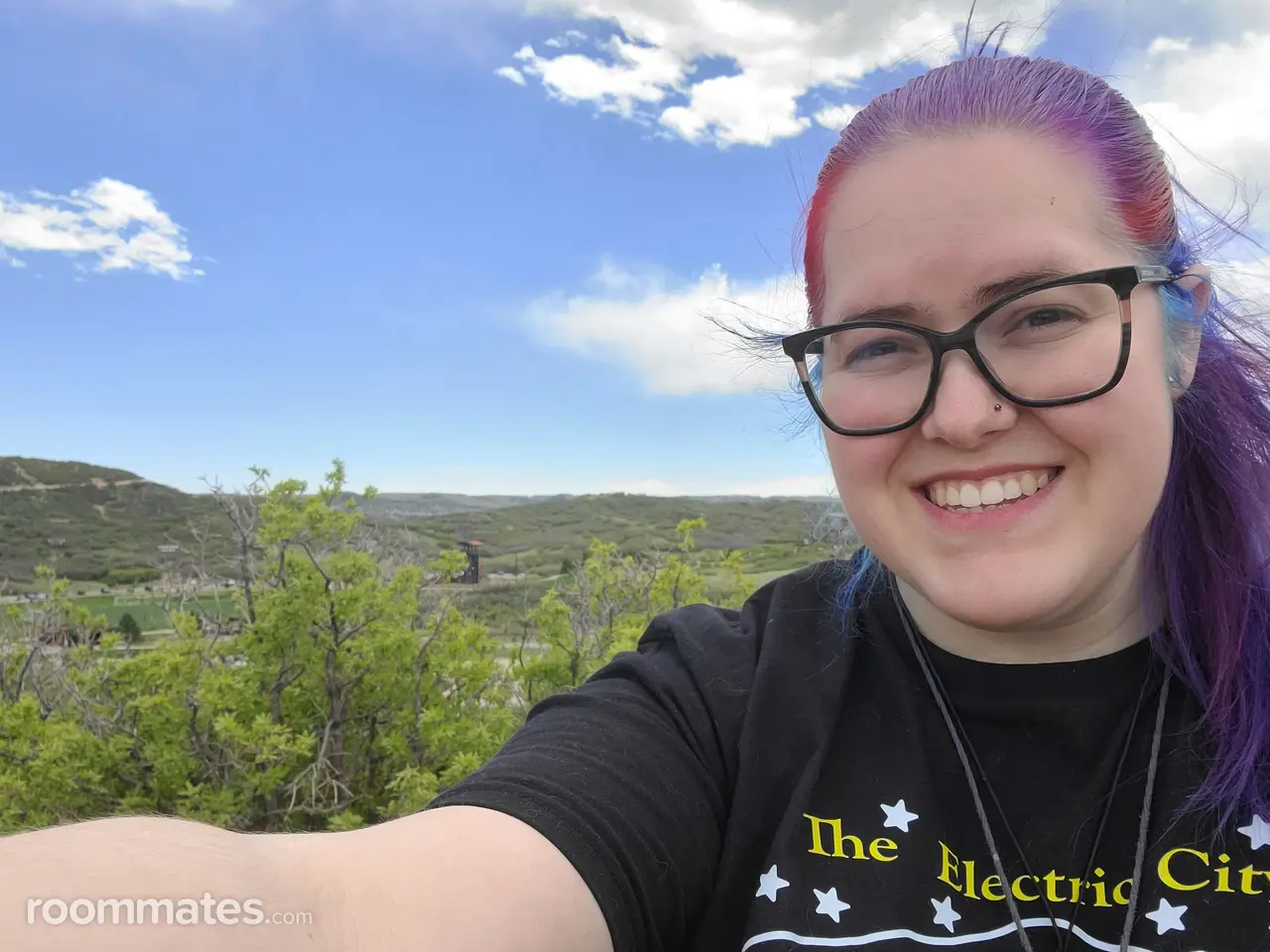 Profile photo 9 of 18