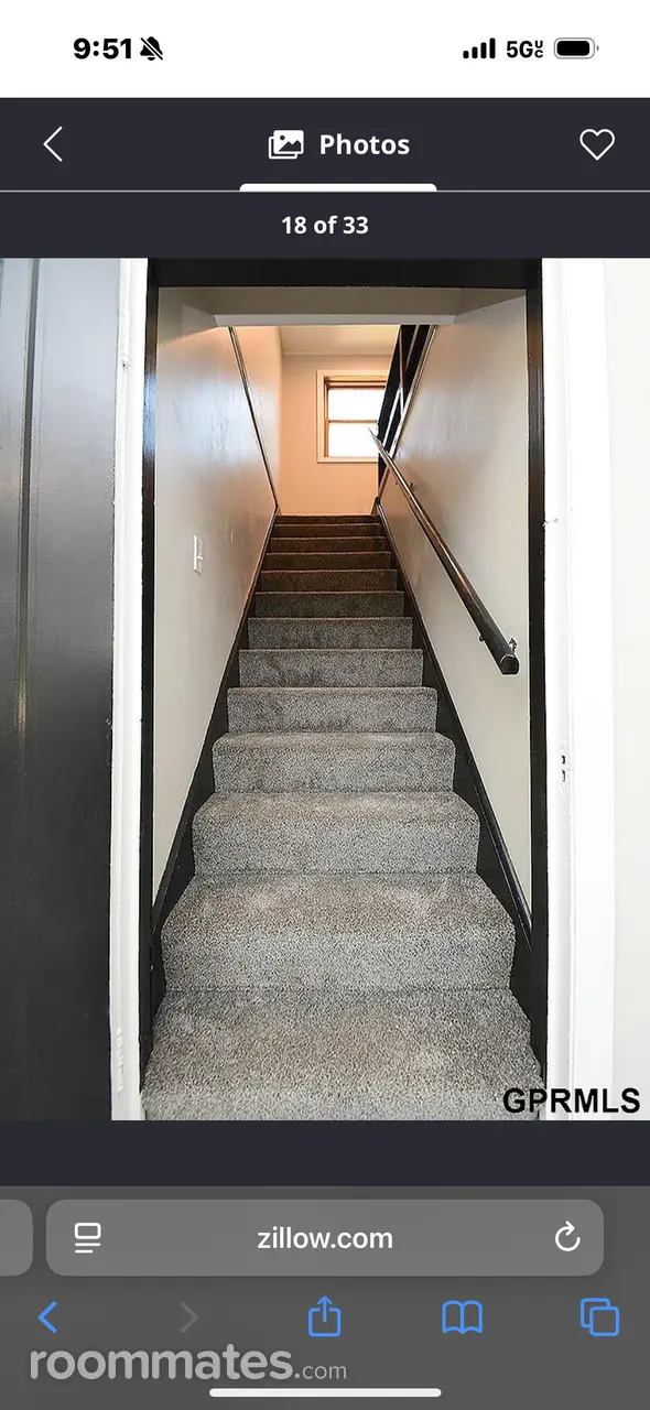 Profile photo 4 of 10