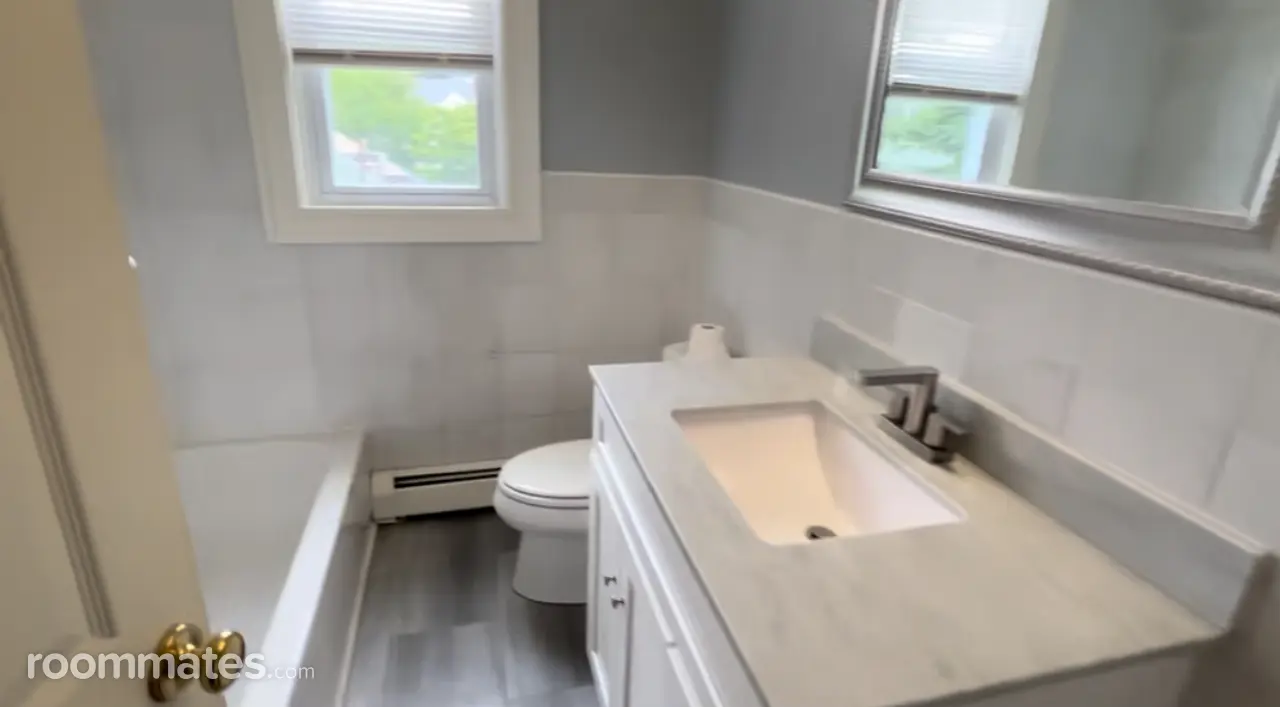 Profile photo 2 of 8