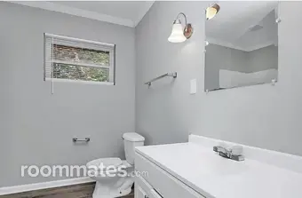 Room for rent in Gastonia, NC $1000, house