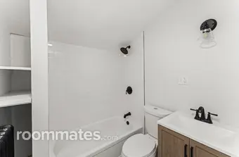 Room for rent in West Haven, CT $800, house