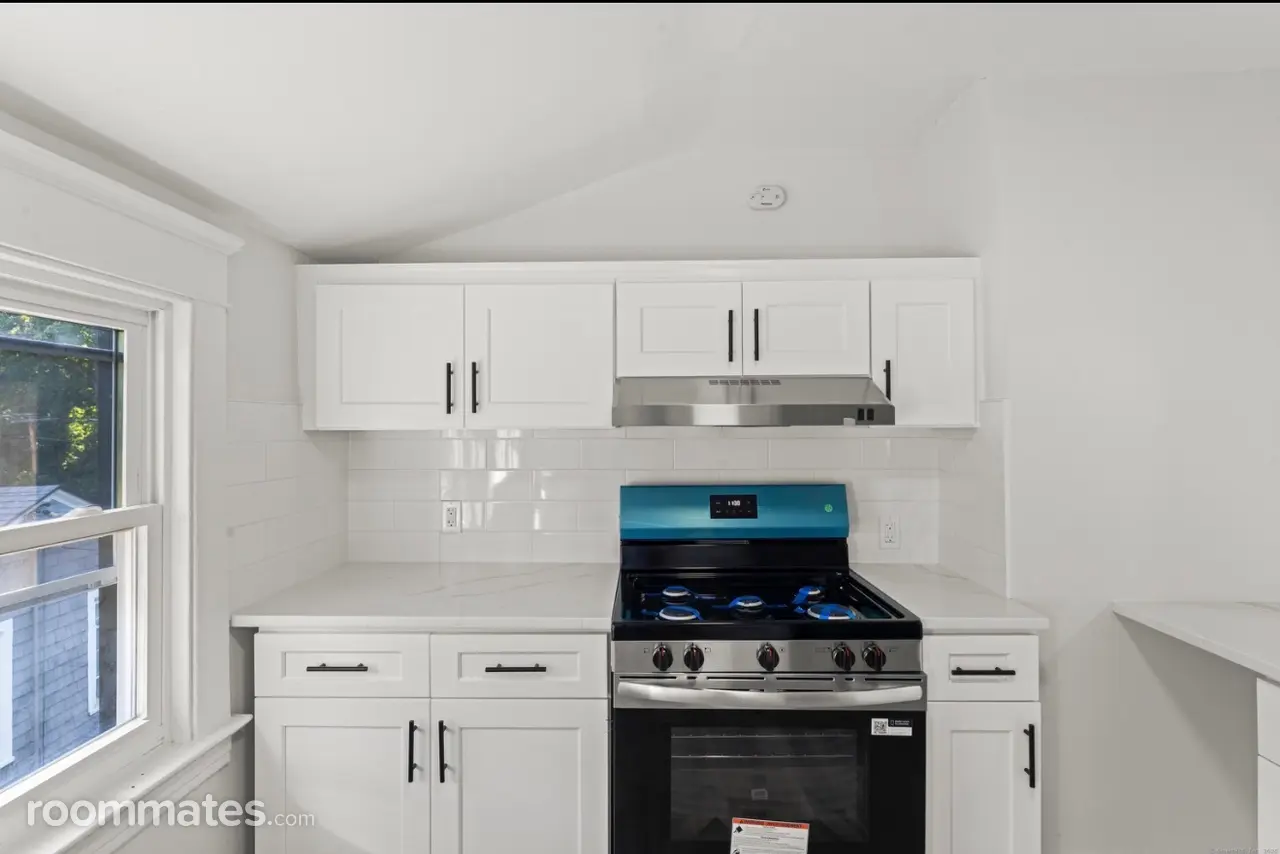 Profile photo 3 of 5