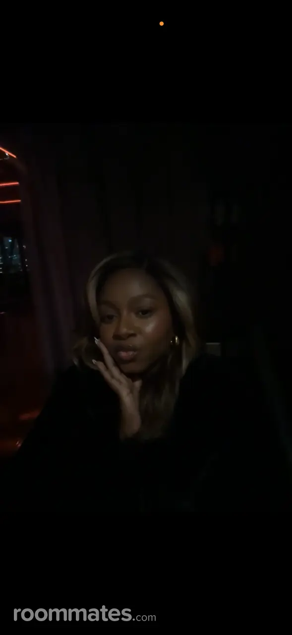 Profile photo 5 of 5