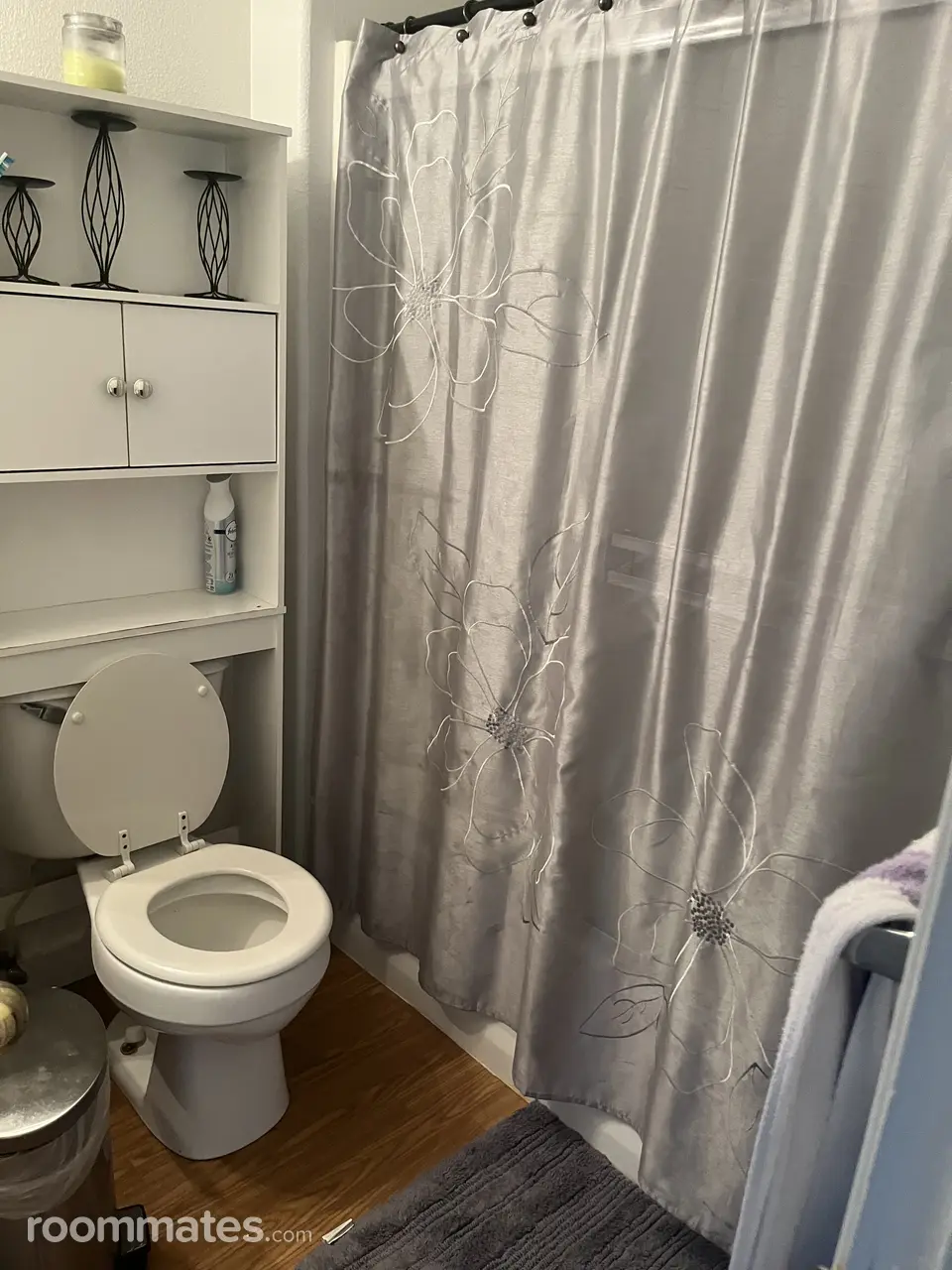 Profile photo 1 of 7