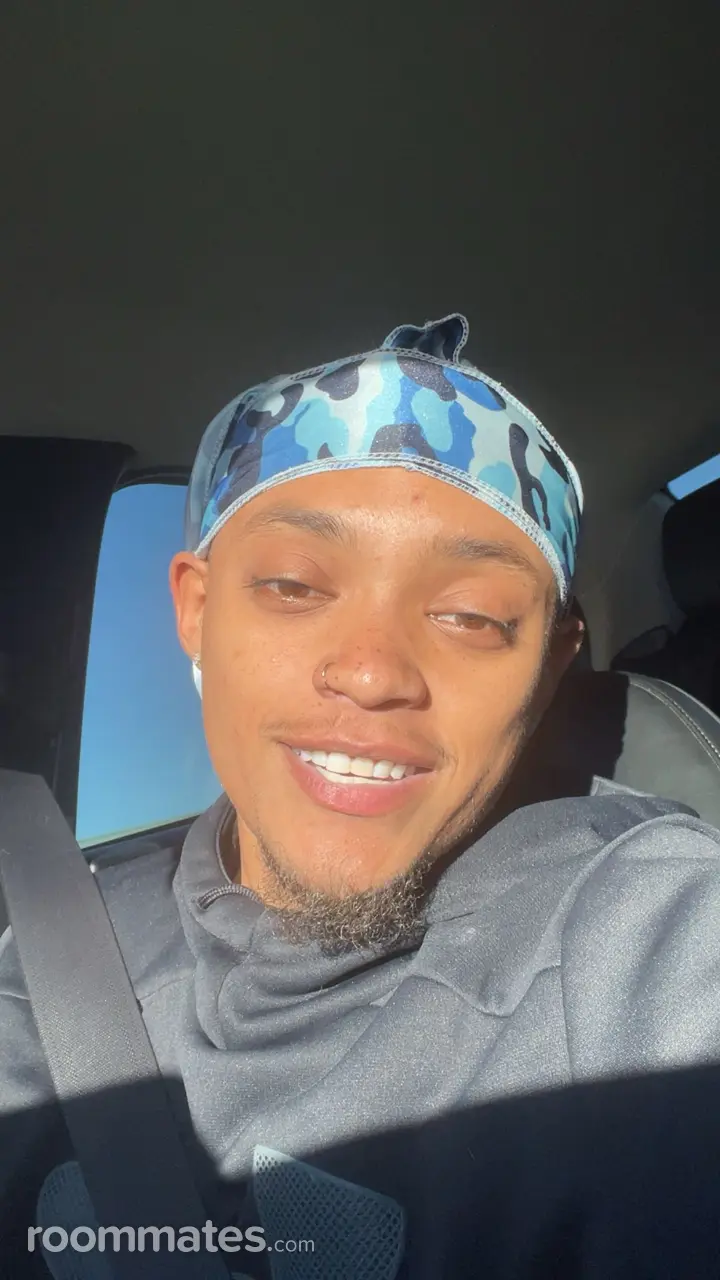 Profile photo 8 of 8