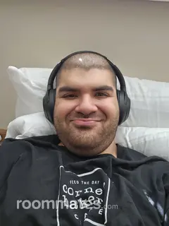 Roommate looking Geneva, IL, $800