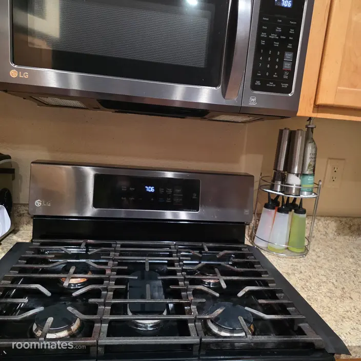 Room for rent in Prunedale, CA $1000, house