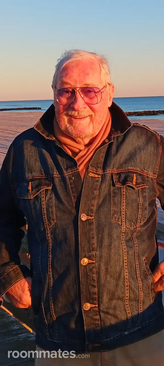 Profile photo 5 of 5