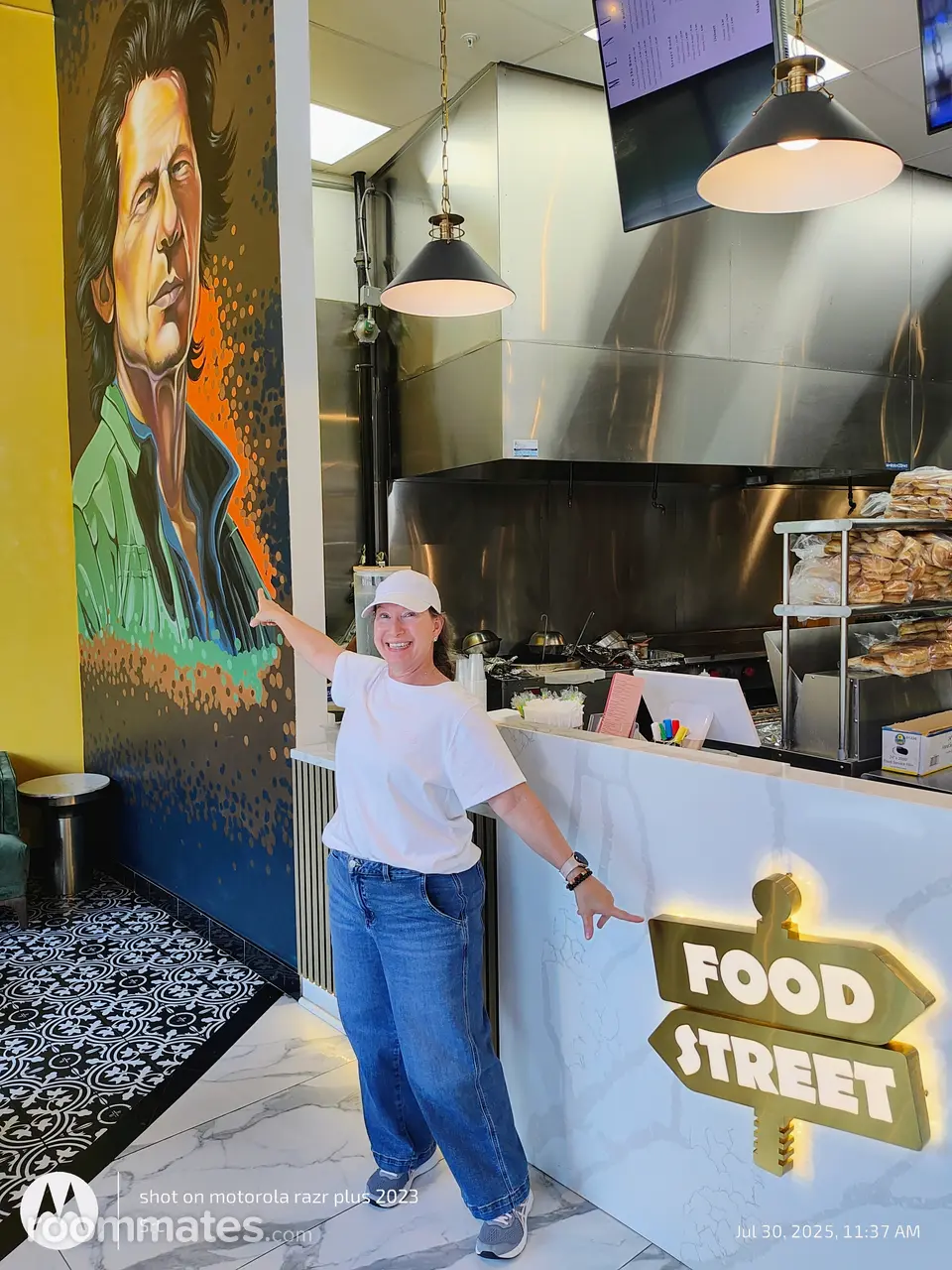 Profile photo 8 of 8