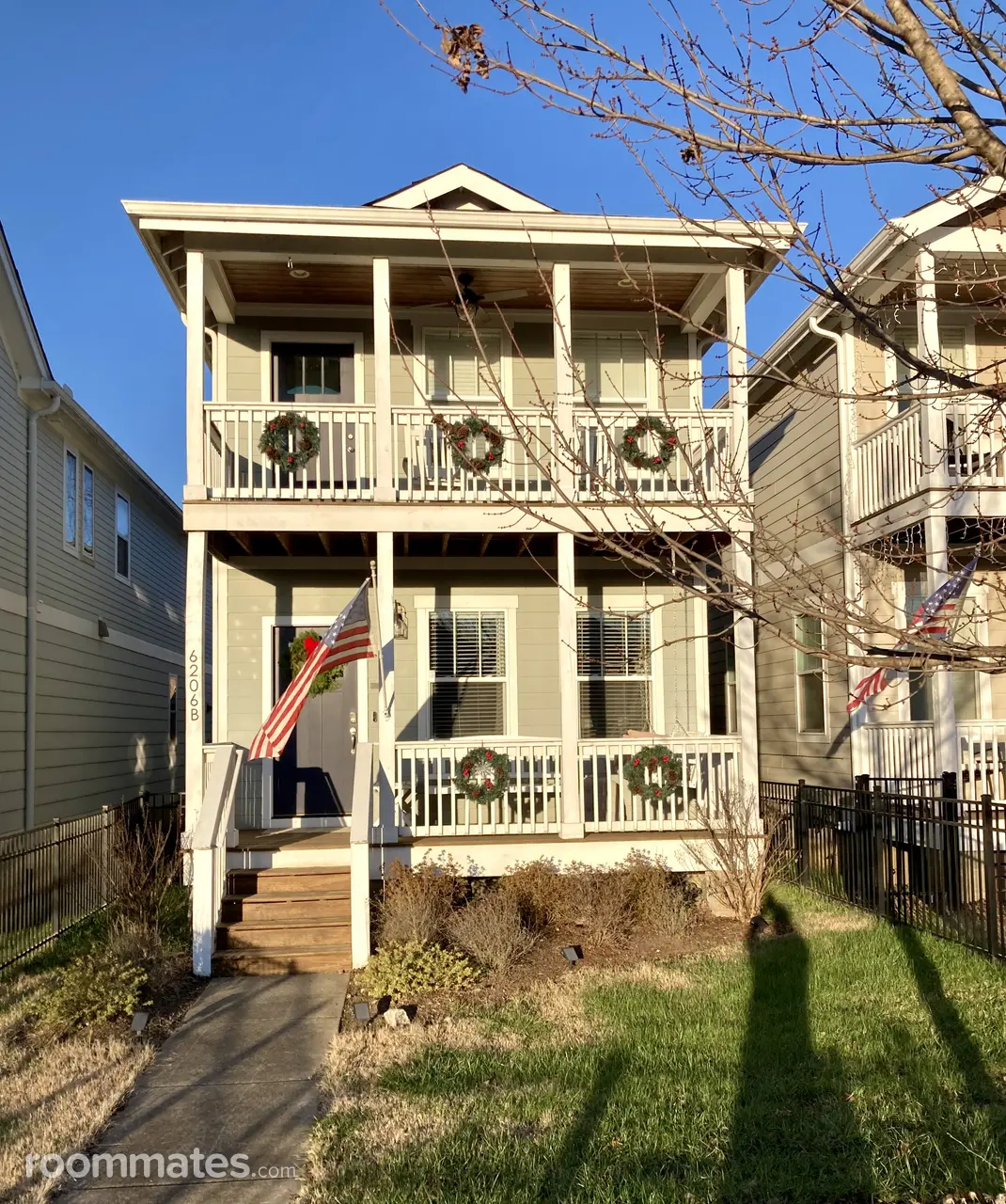 Profile photo 1 of 3