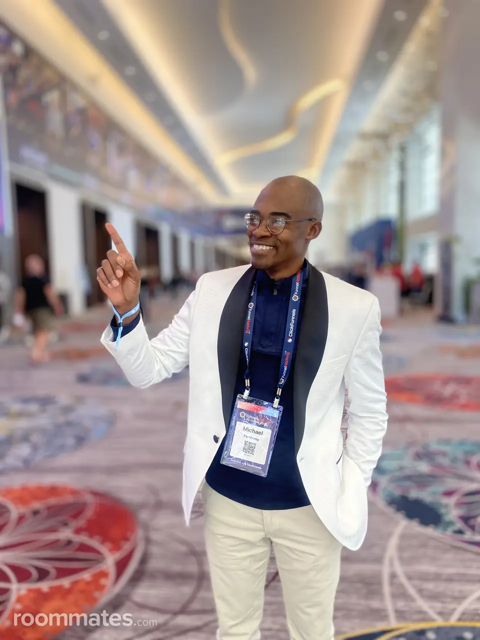 Profile photo 10 of 14